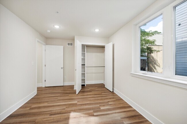 1519 N Sydenham St unit A, Philadelphia, PA 19121 - photo 7