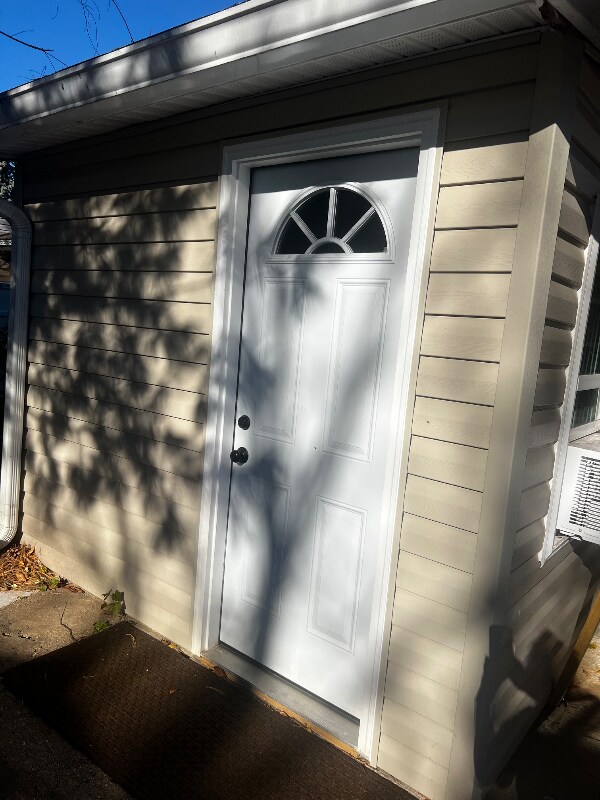 1963 Lewis Ave, Rockville, MD 20851