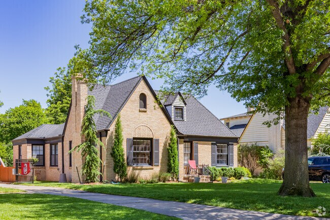 Tudor style homes in Douglas Edgemere set the grand mood.