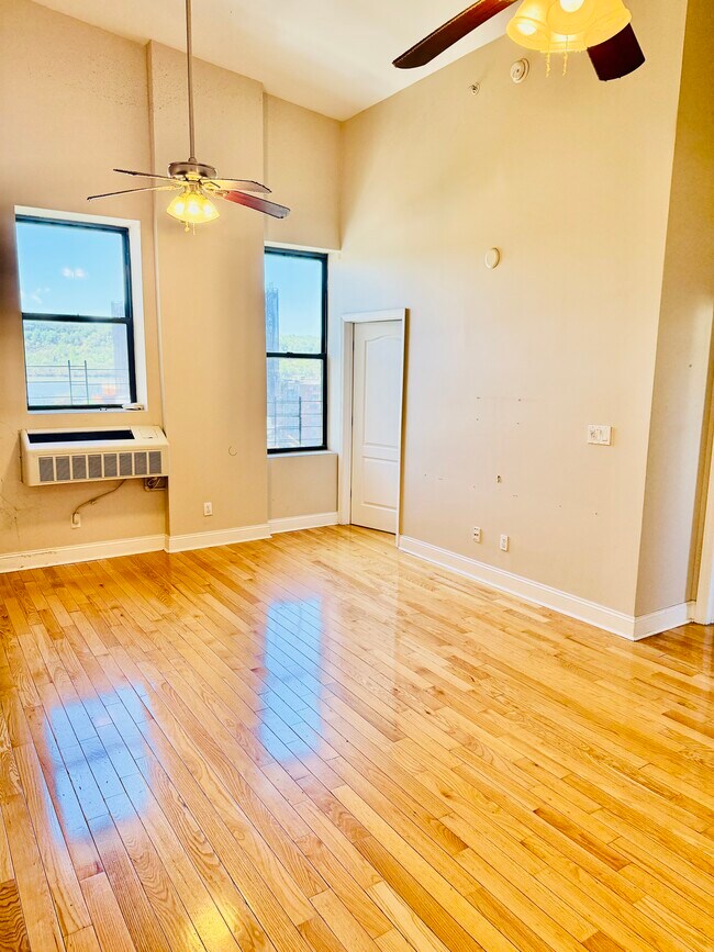 45 S Broadway Unit 4J, Yonkers, NY 10701