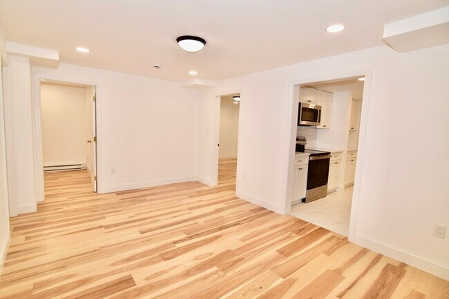 72 Longwood Ave unit 72, Brookline, MA 02446 - photo 6