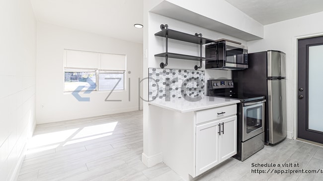 1103 E South St, Orlando, FL 32801 - photo 5