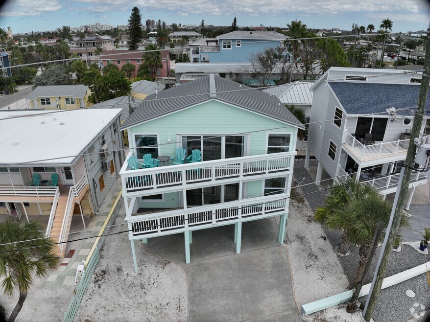 7791 W Gulf Blvd, Treasure Island, FL 33706 - photo 2