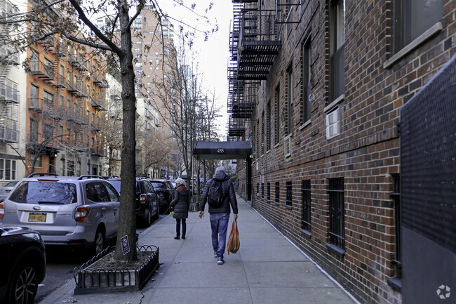 The Yorkville community is a community of beautiful buildings and quiet streets.