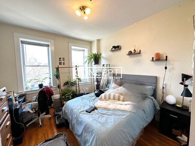 84 Fenway unit 31, Boston, MA 02115 - photo 3