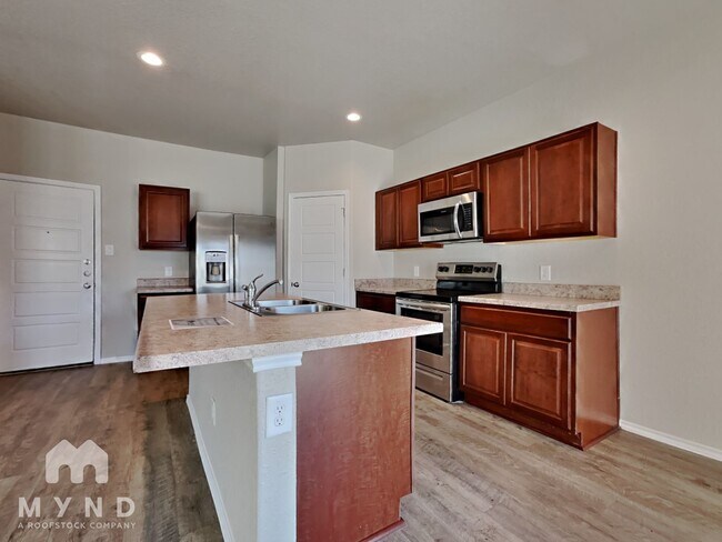 4105 Asher Aly, Saint Hedwig, TX 78152 - photo 7