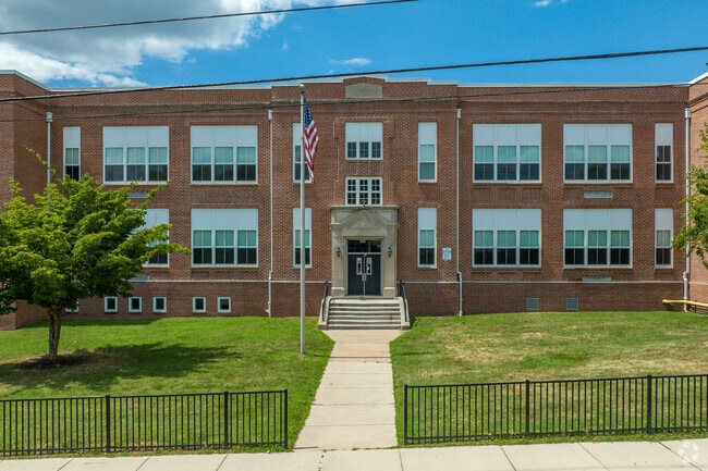 Roosevelt High School provides students extracurricular opportunities.