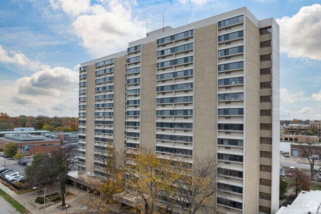 There are several options for high-rise apartment buildings in Downtown Springfield.