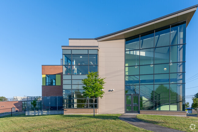 Black Rock students can have their K-8 education at the the Geraldine Claytor Magnet Academy.