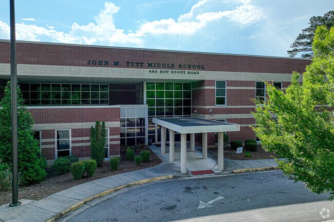 Near Montclair, John M. Tutt Middle School provides extracurricular programs to Lakemont residents.