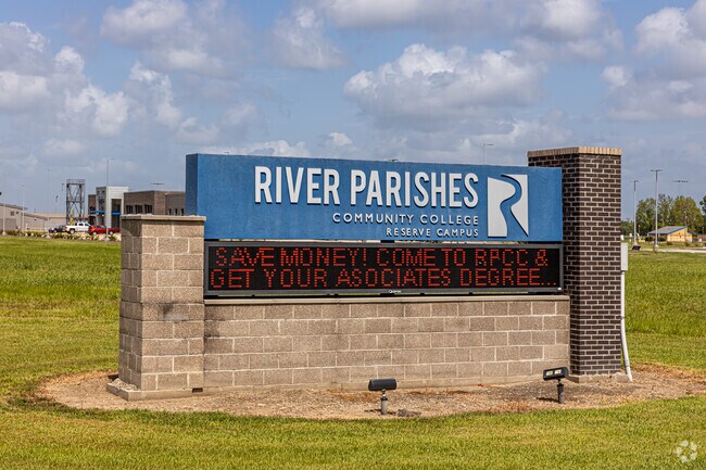 Since 1999 River Parishes Community College offers higher education in Reserve.