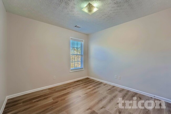 1504 Riverglen Dr, Loganville, GA 30052 - photo 6