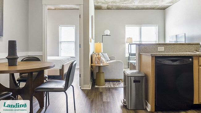 335 W 9th St unit 201, Indianapolis, IN 46202 - photo 3