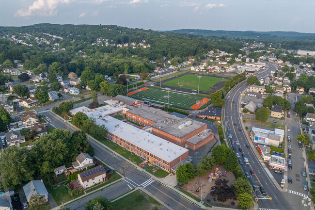 East Dover Elementary School is a K-6 school in Dover NJ.