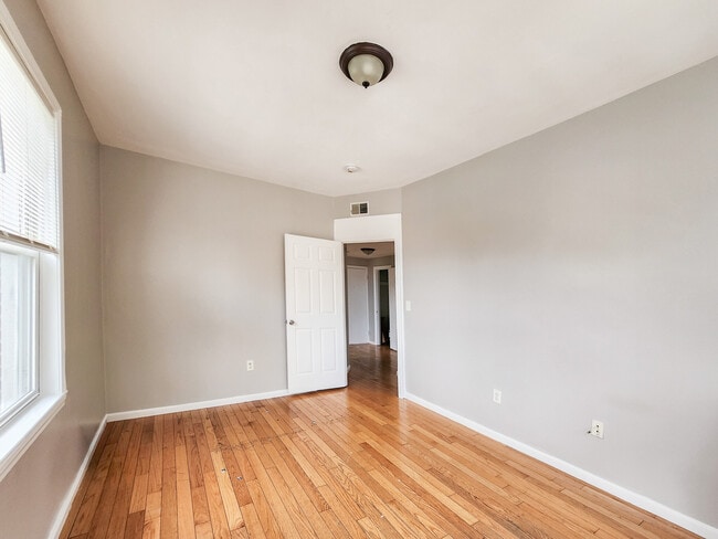 117 Townsend St unit 2, Dorchester, MA 02121 - photo 3