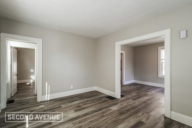 5325 Rolston Ave, Cincinnati, OH 45212 - photo 2