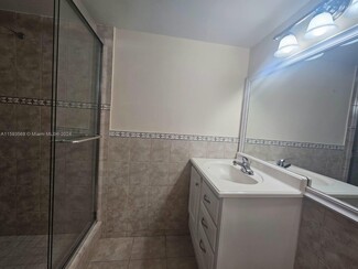6800 Cypress Rd Unit 413, Plantation, FL 33317