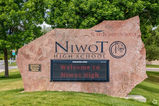 Niwot High School has a student teacher ratio of 18 to 1.