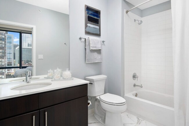 301 S Halsted St unit 1512, Chicago, IL 60661 - photo 6