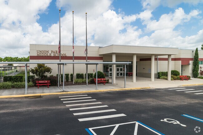 Union Park Middle School
nurtures a learning environment for all students in the University.