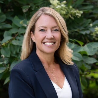 JENNIFER BAER