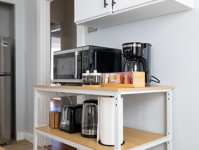 168 School St unit 1, Somerville, MA 02145 - photo 6