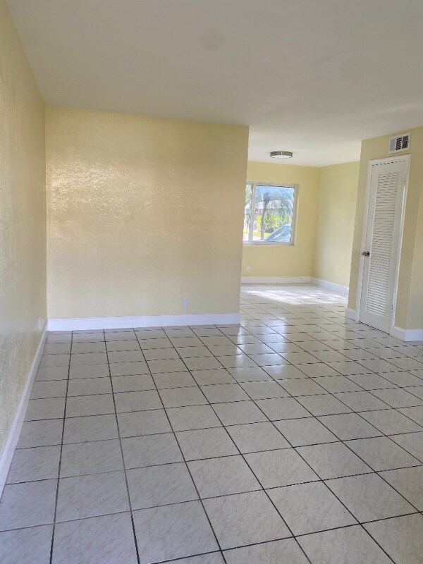 5290 SW 90th Way unit 1, Cooper City, FL 33328 - photo 3