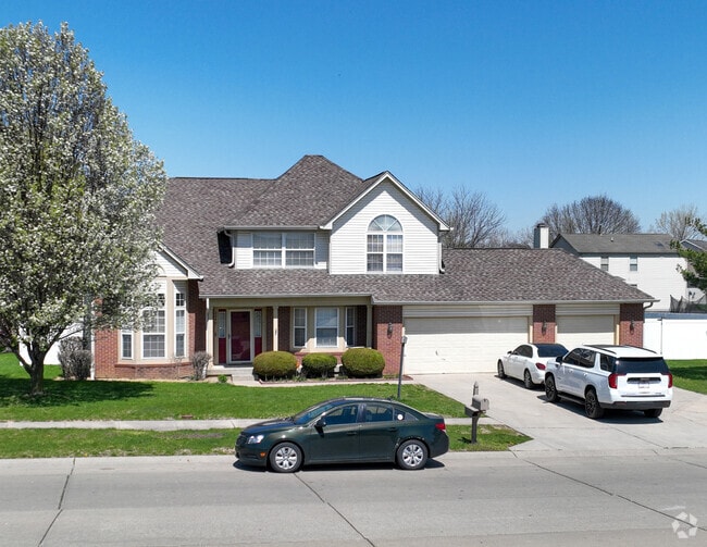 Many Traditiional Style Homes in Augusta Neighborhood