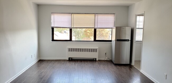 NEWLY RENOVATED STUDIO APARTMENT, East Orange, NJ 07017 - photo 3