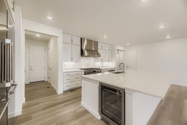 15596 W Beloit Ave, Morrison, CO 80465 - photo 5