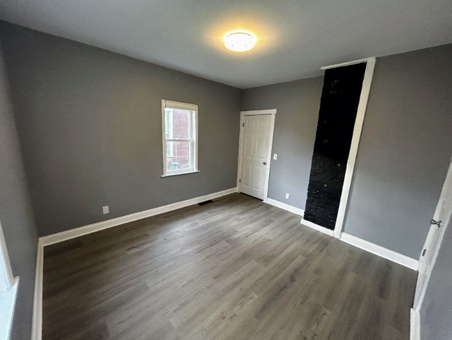 216 E 13th St, Muncie, IN 47302 - photo 6