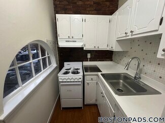 70 S Huntington Ave Unit 4, Boston, MA 02130