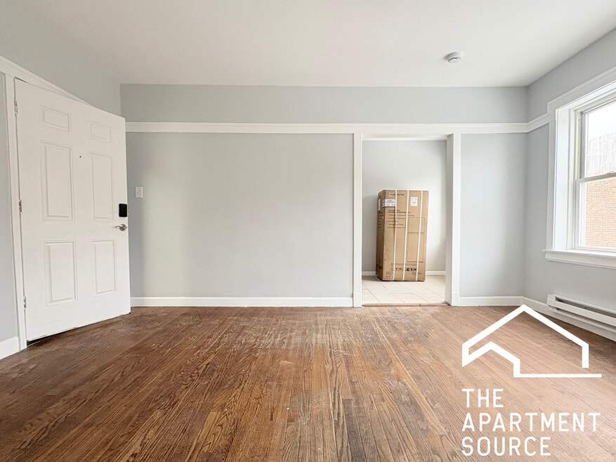 6228 S Western Ave unit 304, Chicago, IL 60636 - photo 1