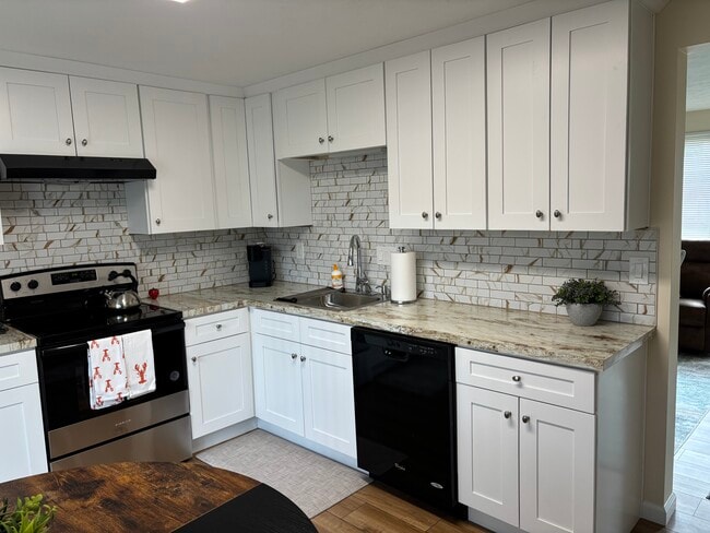 10251 Spinnaker Run, Aurora, OH 44202 - photo 2