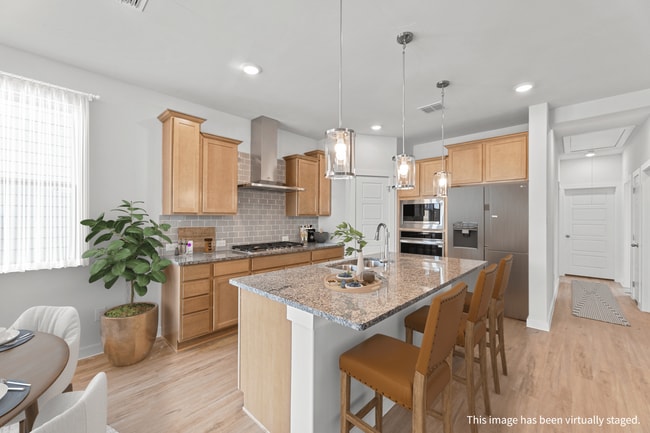 754 Whitman St, New Braunfels, TX 78130 - photo 4