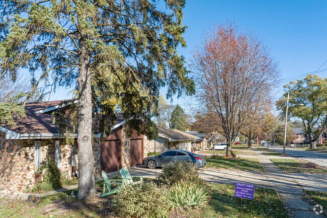 Southwest Batavia duplex homes line the streets in some neighborhoods.