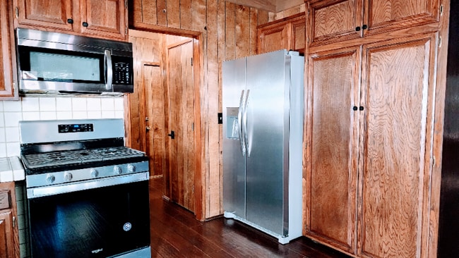 31502 Onacrest Dr, Running Springs, CA 92382 - photo 7