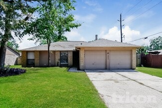 2802 N Spring Dr, Spring, TX 77373
