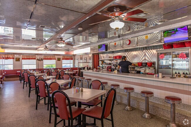 Overlea Diner offers breakfast, lunch & dinner, as well as soft drinks & snacks any time of day.