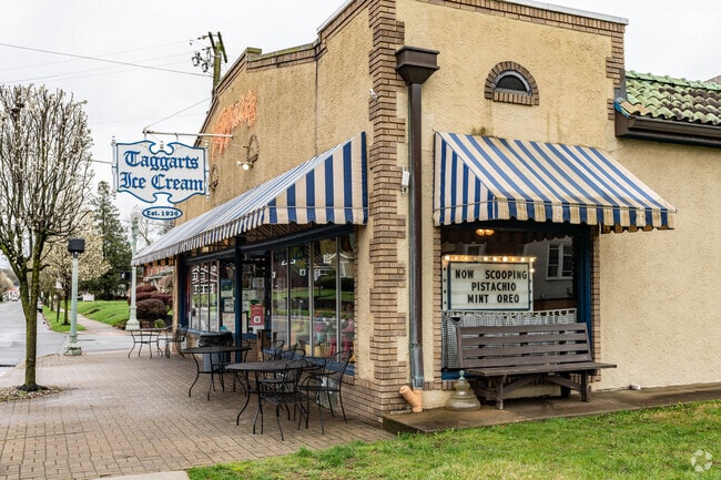 Taggarts Ice Cream is a popular destination for the residents of McKinley Fork Northwest.