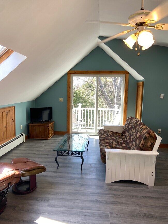 245 Granite St unit 245 B, Rockport, MA 01966 - photo 5