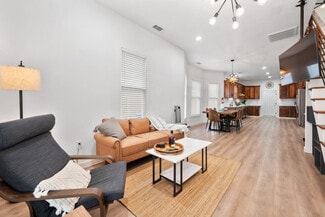 921 E Hattie St Unit ID1301587P, Fort Worth, TX 76104