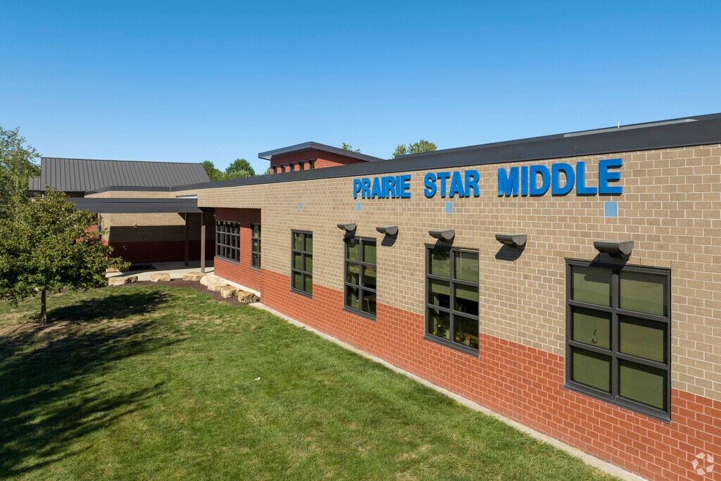 Prairie Star Middle School serves students in Martin City and adjacent neighborhoods.