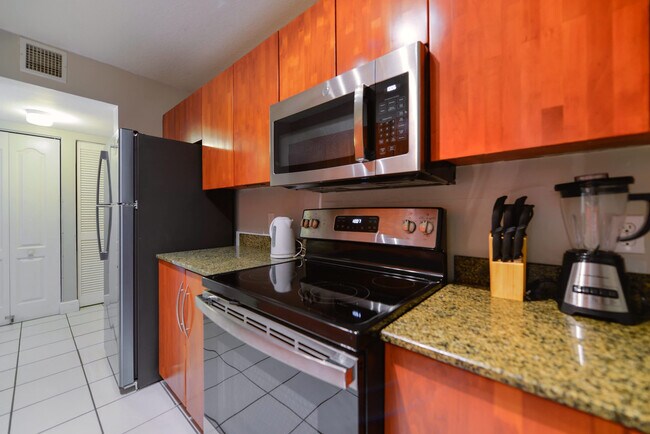 1 SE 12th St unit FL19-ID1022198P, Miami, FL 33131 - photo 7