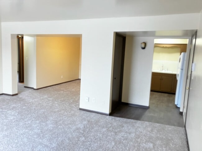 Front Entry/Dining Room View