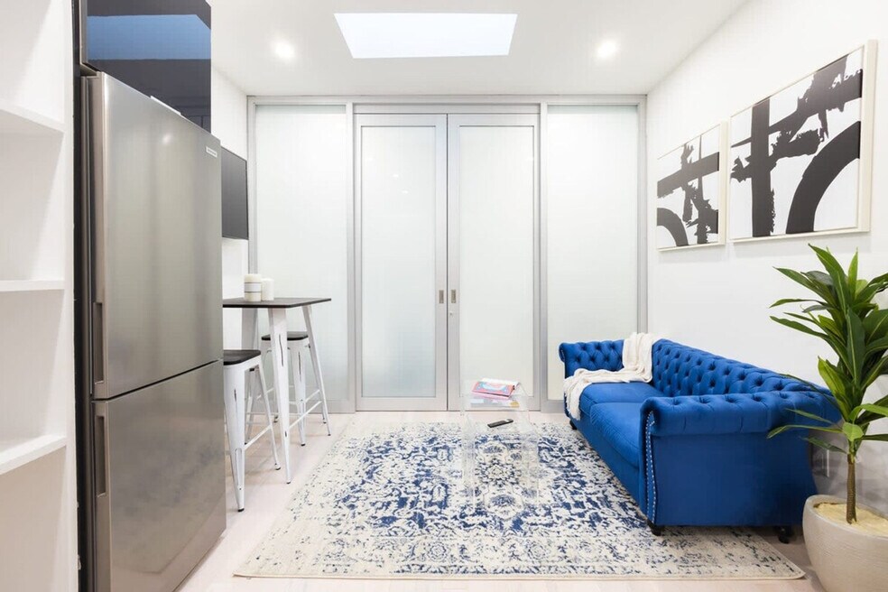 317 E 78th St unit FL4-ID1021972P, New York, NY 10075 - photo 1