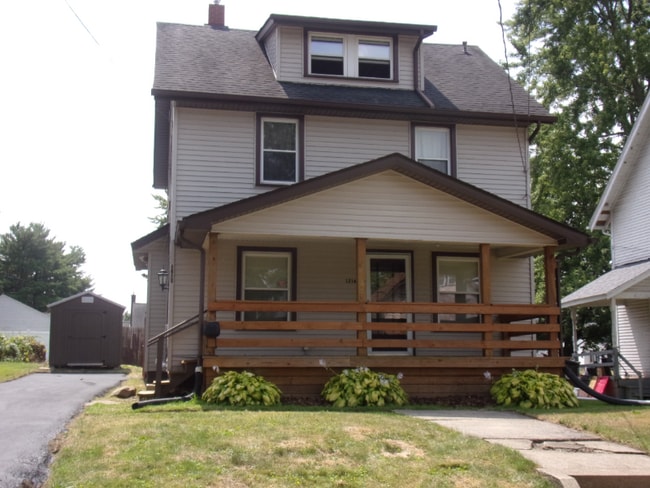 1216 Edgewood St NE, Warren, OH 44483 - photo 2