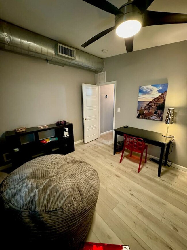 1510 E Whitton Ave unit ID1309643P, Phoenix, AZ 85014 - photo 7