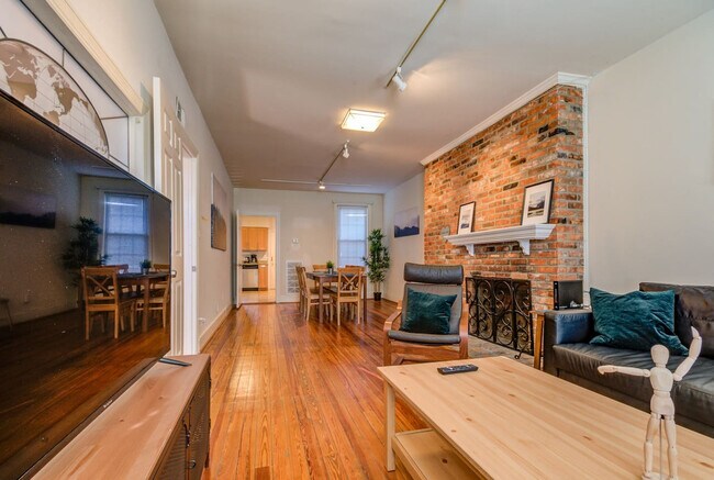 1435 Powhatan St unit ID1014213P, Alexandria, VA 22314 - photo 6