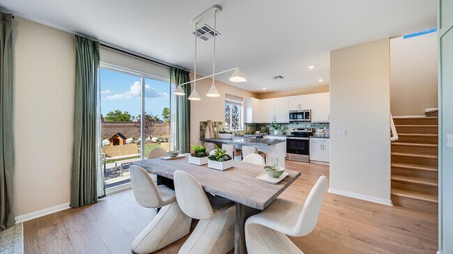 27276 Ukulele Cir, Menifee, CA 92585 - photo 4